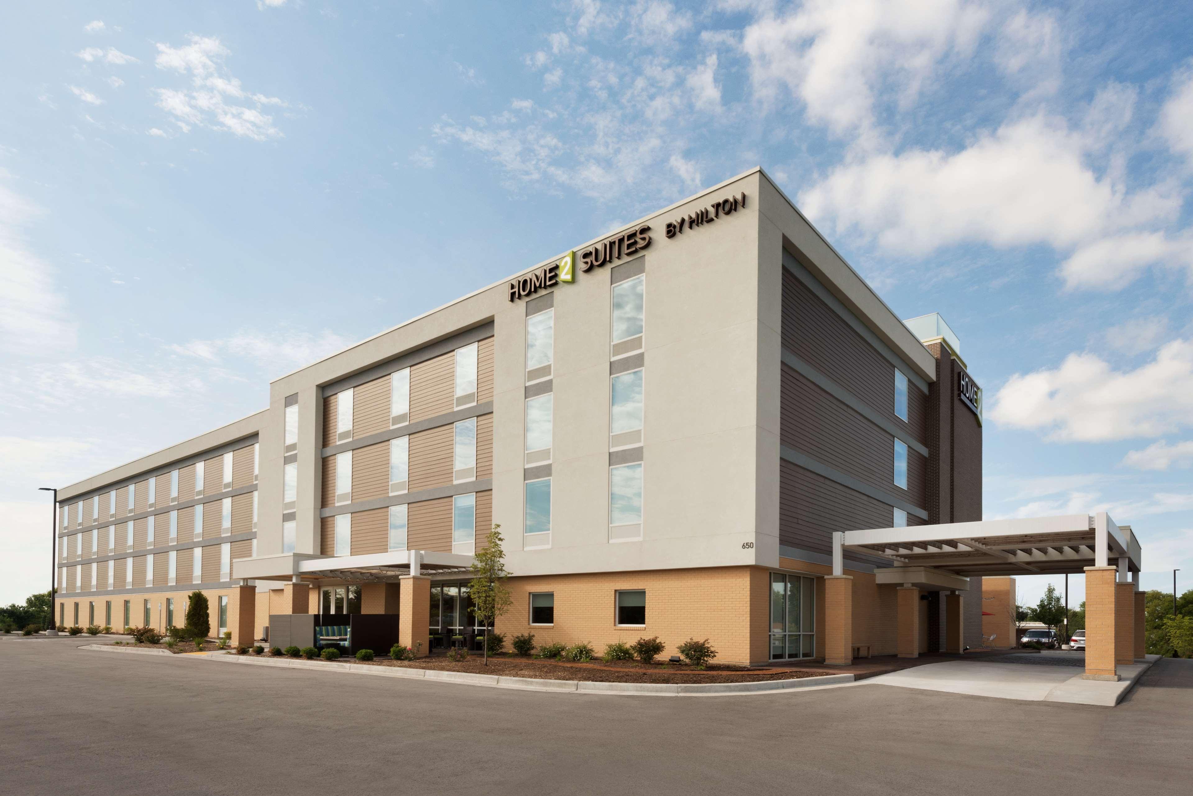 โฮม 2 สวีท บาย ฮิลตัน มิลวอคี บรูกฟิลด์ Hotel วอคิชชา ภายนอก รูปภาพ